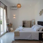 Adyton Mykonos Luxury & Pools Lantställe