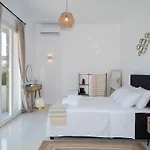 Adyton Mykonos Luxury & Pools * Άνω Μερά