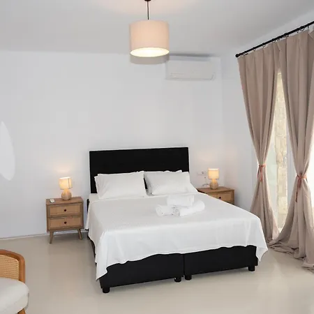 Adyton Mykonos Luxury & Pools *