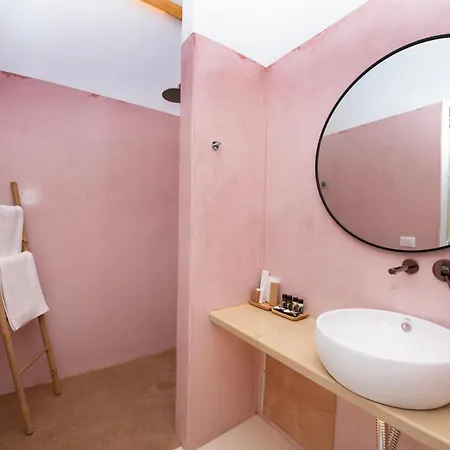 Adyton Mykonos Luxury & Pools *