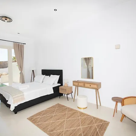 Adyton Mykonos Luxury & Pools *