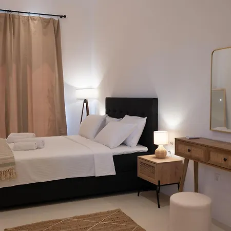 カントリーハウス Adyton Mykonos Luxury & Pools *