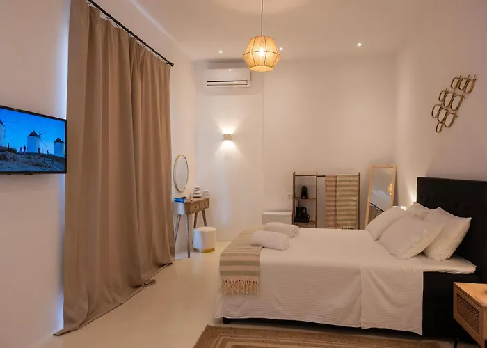 בית כפרי Adyton Mykonos Luxury & Pools *