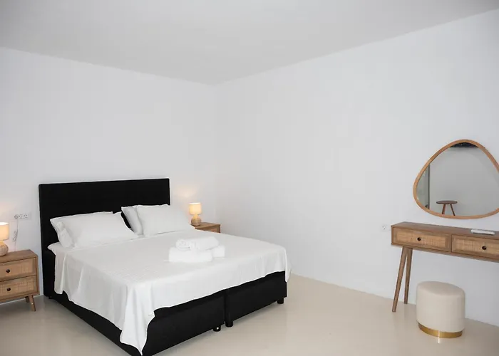 Adyton Mykonos Luxury & Pools אנו מרה