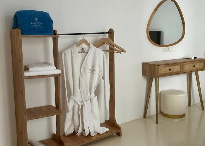 Adyton Mykonos Luxury Suites&pools *