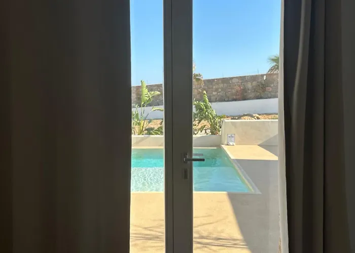 Adyton Mykonos Luxury & Pools אנו מרה